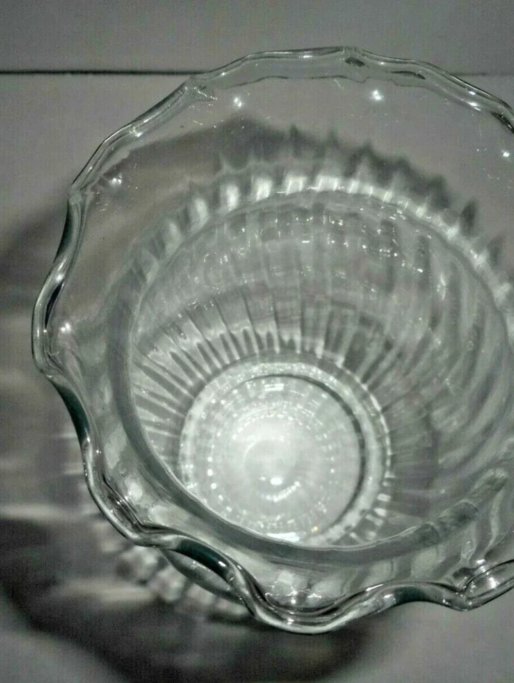 Vintage 2003 Indiana Glass 6 5/8